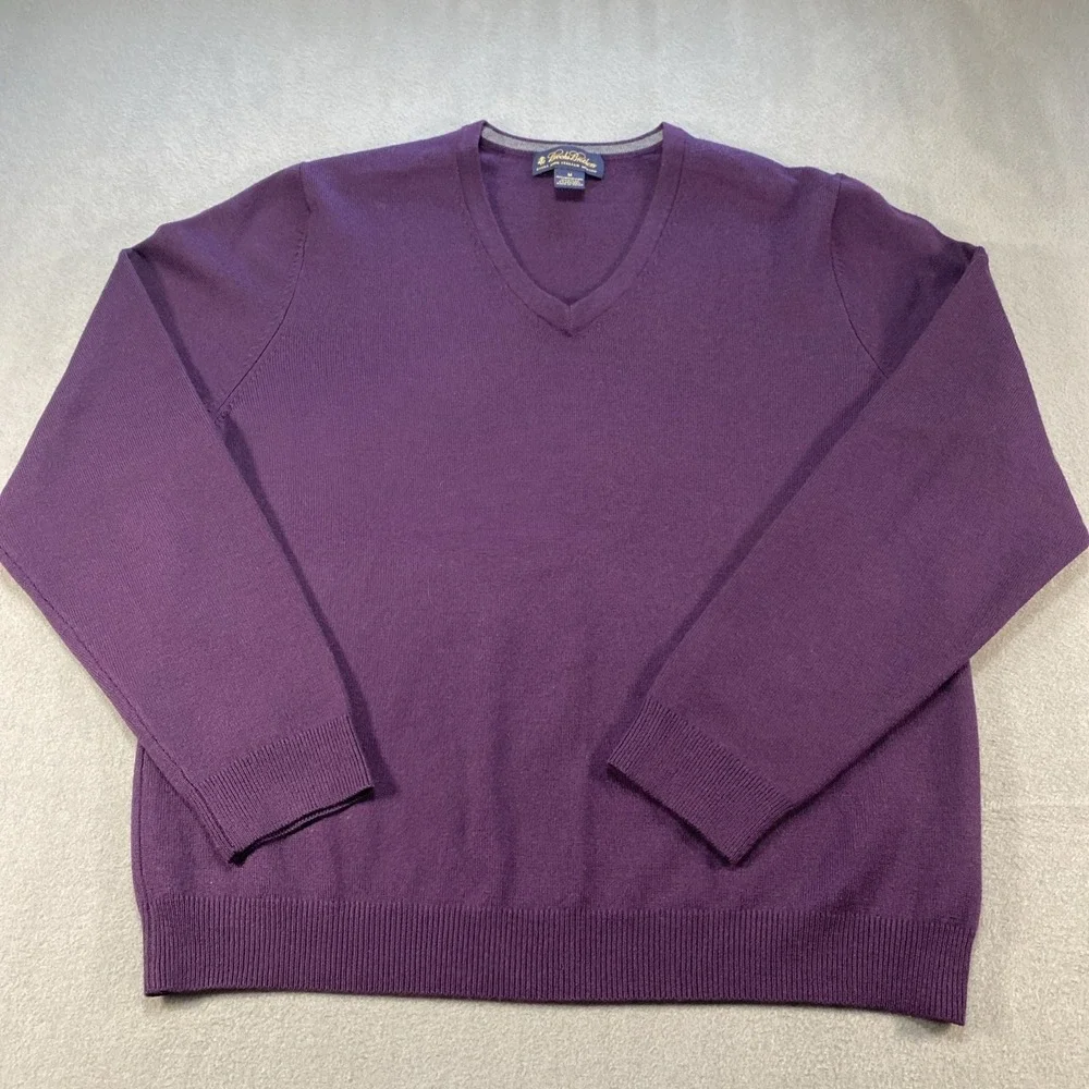 Brooks Brothers Mens Sweater V-Neck Purple Merino Wool Size Medium